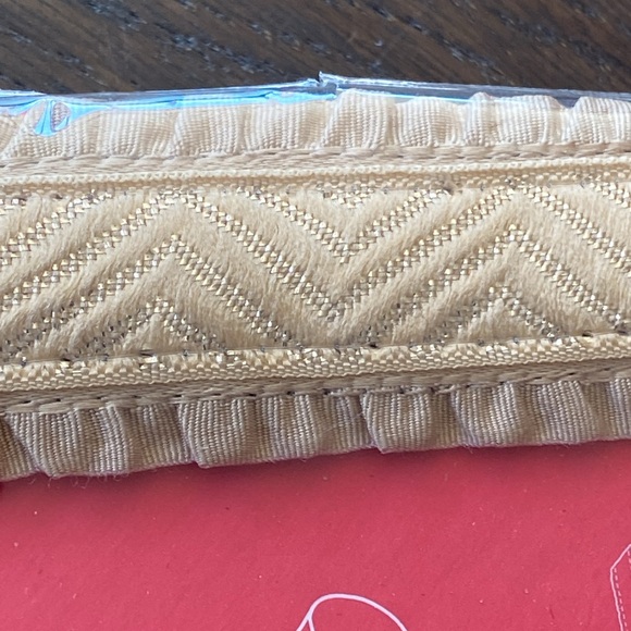 SwitchFlops Gold Louisa Straps w/Pearl & Crystal Flowers - Picture 7 of 7